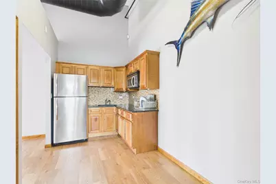 1005 35th Avenue #2nd floor, Astoria, NY 11106 - Photo 20