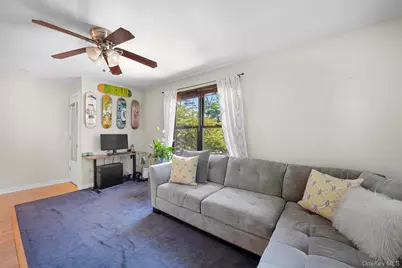 29 West Mill Drive #10A, Great Neck, NY 11021 - Photo 6