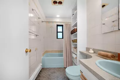 29 West Mill Drive #10A, Great Neck, NY 11021 - Photo 24