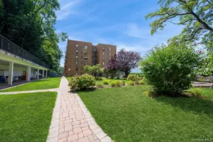 678 Warburton Ave, Yonkers, NY 10701 - Photo 14