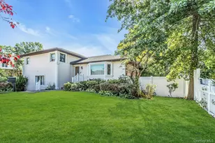 58 Pasadena Dr, Plainview, NY 11803 - Photo 2