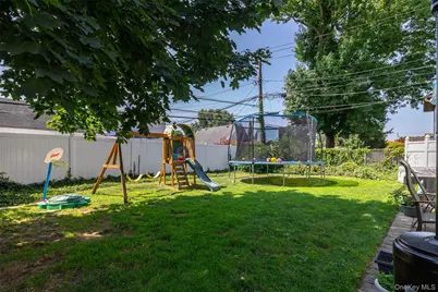 6 Downhill Lane, Wantagh, NY 11793 - Photo 24