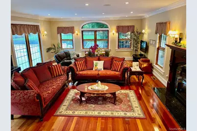 48 River Heights Drive, Smithtown, NY 11787 - Photo 14