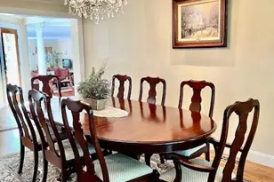 48 River Heights Dr, Smithtown, NY 11787 - Photo 12