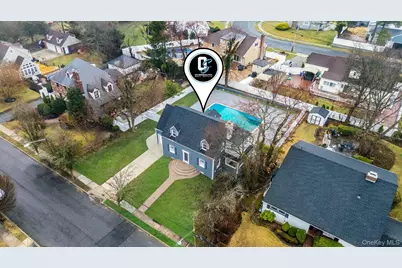 255 Moore Avenue, Freeport, NY 11520 - Photo 36