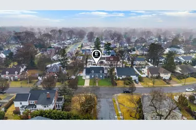 255 Moore Avenue, Freeport, NY 11520 - Photo 38