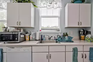 279 Augusta Dr, Medford, NY 11763 - Photo 20