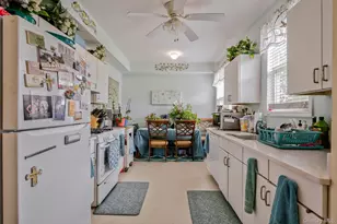 279 Augusta Dr, Medford, NY 11763 - Photo 16