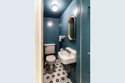 20 Mill Spring Road, Manhasset, NY 11030 - Photo 6