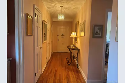 180 Garth Road #5F, Scarsdale, NY 10583 - Photo 4