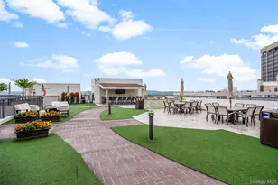 10 City Pl, White Plains, NY 10601 - Photo 22