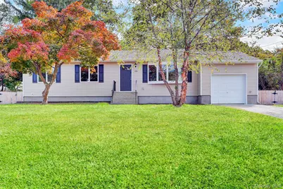 116 E Woodside Avenue, Patchogue, NY 11772 - Photo 2