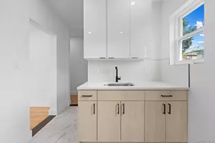 87-71 123rd St, Richmond Hill, NY 11418 - Photo 4