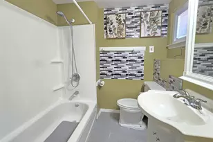 113 Berkeley Ave, Selden, NY 11784 - Photo 14