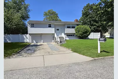 113 Berkeley Avenue, Selden, NY 11784 - Photo 1