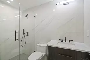 12 Quaker Ridge Dr, Brookville, NY 11545 - Photo 28