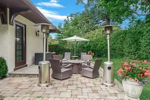 14 Magnolia Dr, Great Neck, NY 11021 - Photo 4