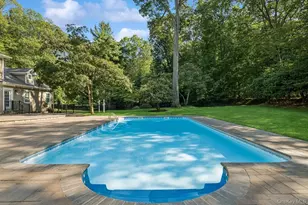 33 Bacon Rd, Saint James, NY 11780 - Photo 42