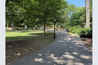 165-20 Highland Avenue #404, Jamaica, NY 11432 - Photo 14