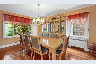 32 Parkway Circle, Mount Vernon, NY 10552 - Photo 4