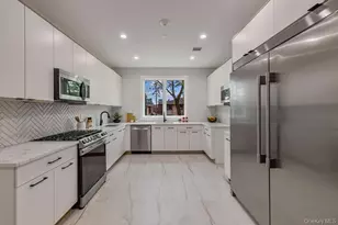 17 Union Rd, Spring Valley, NY 10977 - Photo 14