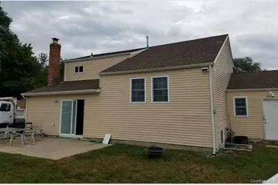 170 Root Avenue, Central Islip, NY 11722 - Photo 2