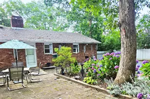 5 Leland Dr, Westhampton, NY 11977 - Photo 2