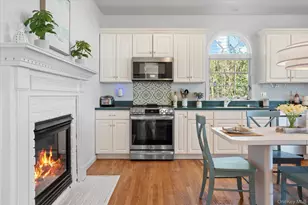 7020 Great Peconic Bay Blvd, Laurel, NY 11948 - Photo 12