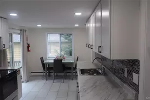 21 Hammond St, Monticello, NY 12701 - Photo 2