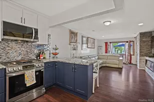 65-36 Metropolitan Ave, Middle Village, NY 11379 - Photo 6