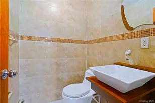 65-36 Metropolitan Ave, Middle Village, NY 11379 - Photo 20