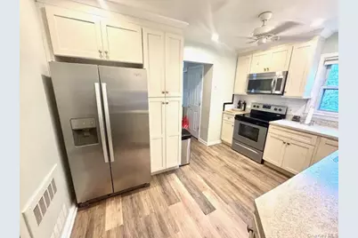 2743 Milburn Avenue, Baldwin, NY 11510 - Photo 6