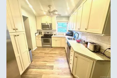 2743 Milburn Avenue, Baldwin, NY 11510 - Photo 8