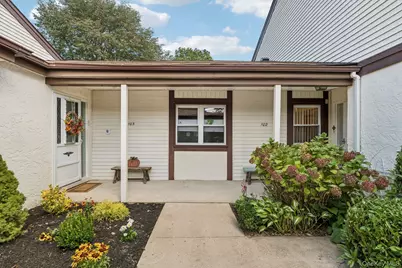 102 Gotham Way, Saint James, NY 11780 - Photo 4