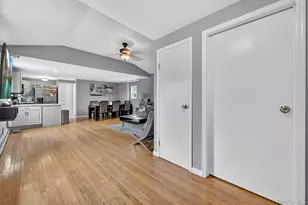 33C Edgewater Park, Bronx, NY 10465 - Photo 4