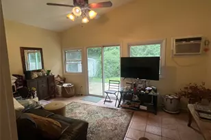 42 Richmond St, Islip, NY 11751 - Photo 10