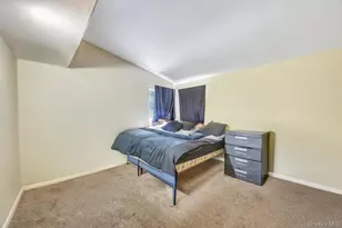 42 Richmond St, Islip, NY 11751 - Photo 22