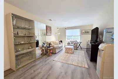 3 Ross Court, Manorville, NY 11949 - Photo 2