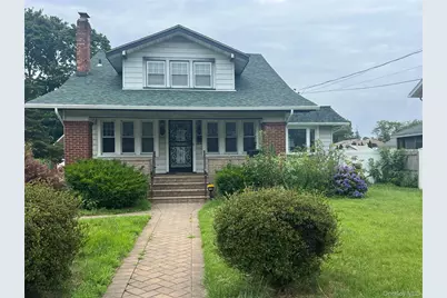 221 E Dean Street, Freeport, NY 11520 - Photo 4