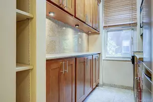 110-34 73rd Rd, Forest Hills, NY 11375 - Photo 12