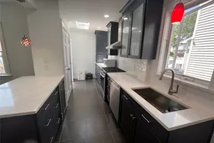 114-28 208th St, Cambria Heights, NY 11411 - Photo 22