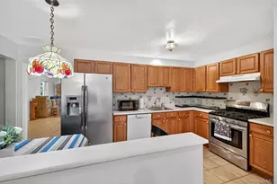 6 Summer Winds Ct, Cornwall, NY 12520 - Photo 10