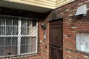 108-25 160th St, Jamaica, NY 11433 - Photo 2