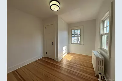 40 Smith Street, Glen Cove, NY 11542 - Photo 10