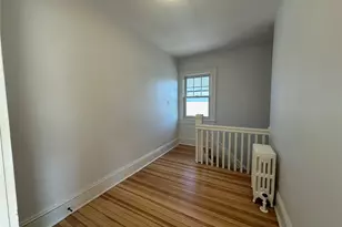 40 Smith St, Glen Cove, NY 11542 - Photo 2