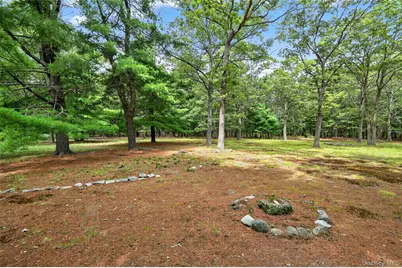 49 Country Road, Medford, NY 11763 - Photo 26