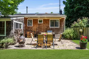 10 Strawberry Ln, Shelter Island, NY 11964 - Photo 22