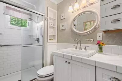 10 Strawberry Lane, Shelter Island, NY 11964 - Photo 16