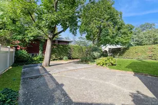 635 Hempstead Ave, West Hempstead, NY 11552 - Photo 14