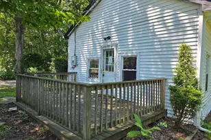 29 Bell Ave, Aquebogue, NY 11931 - Photo 2